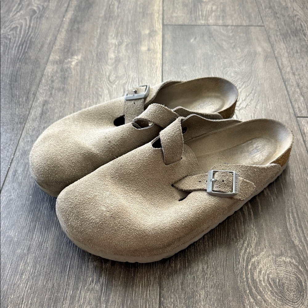 Men’s Boston Birkenstock Gray Suede Shoes - Size 44 / Size 11 - Good Condition!